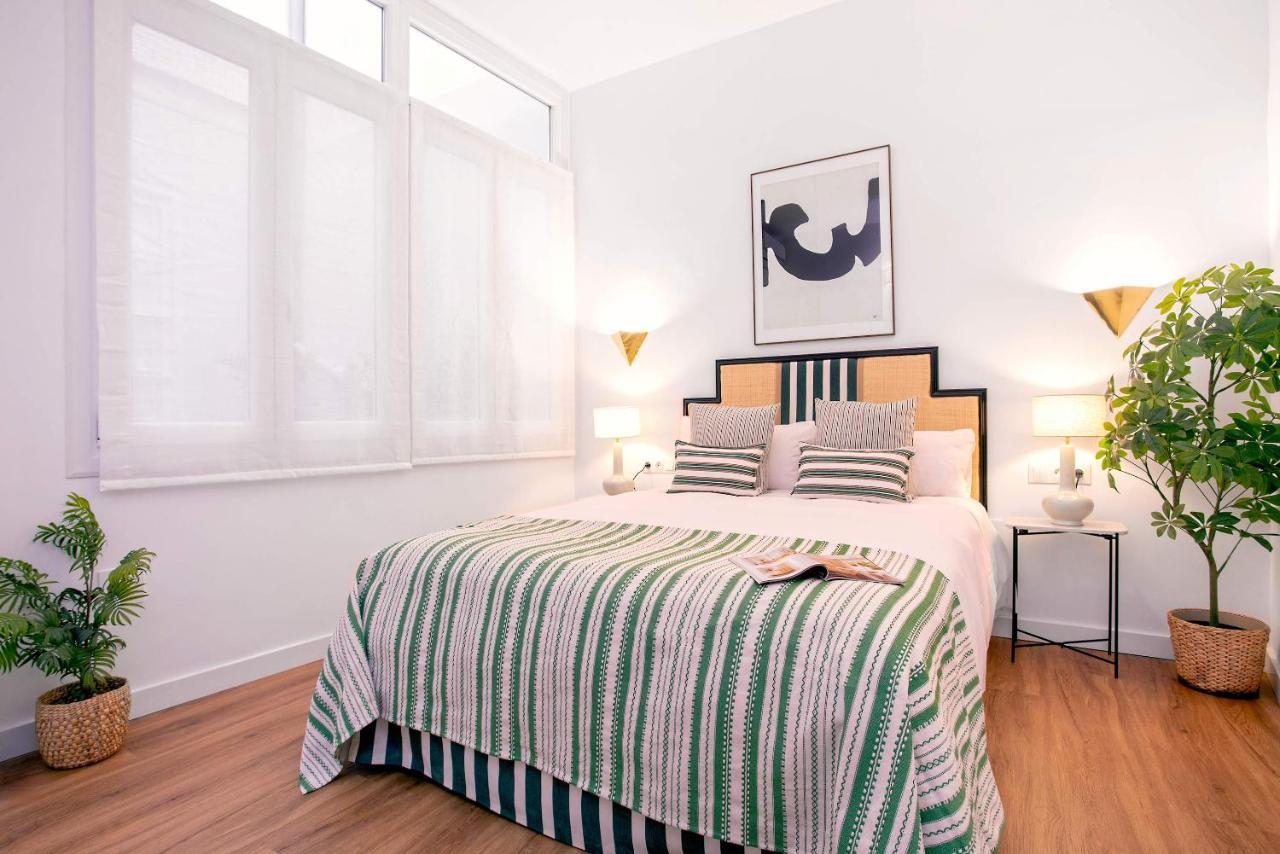 Genteel Home Larios Malaga Exterior photo