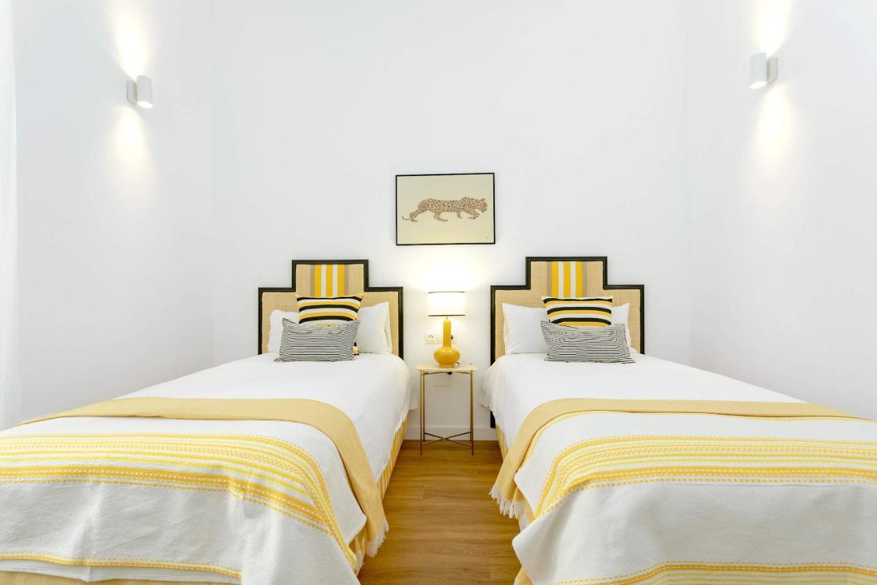Genteel Home Larios Malaga Exterior photo