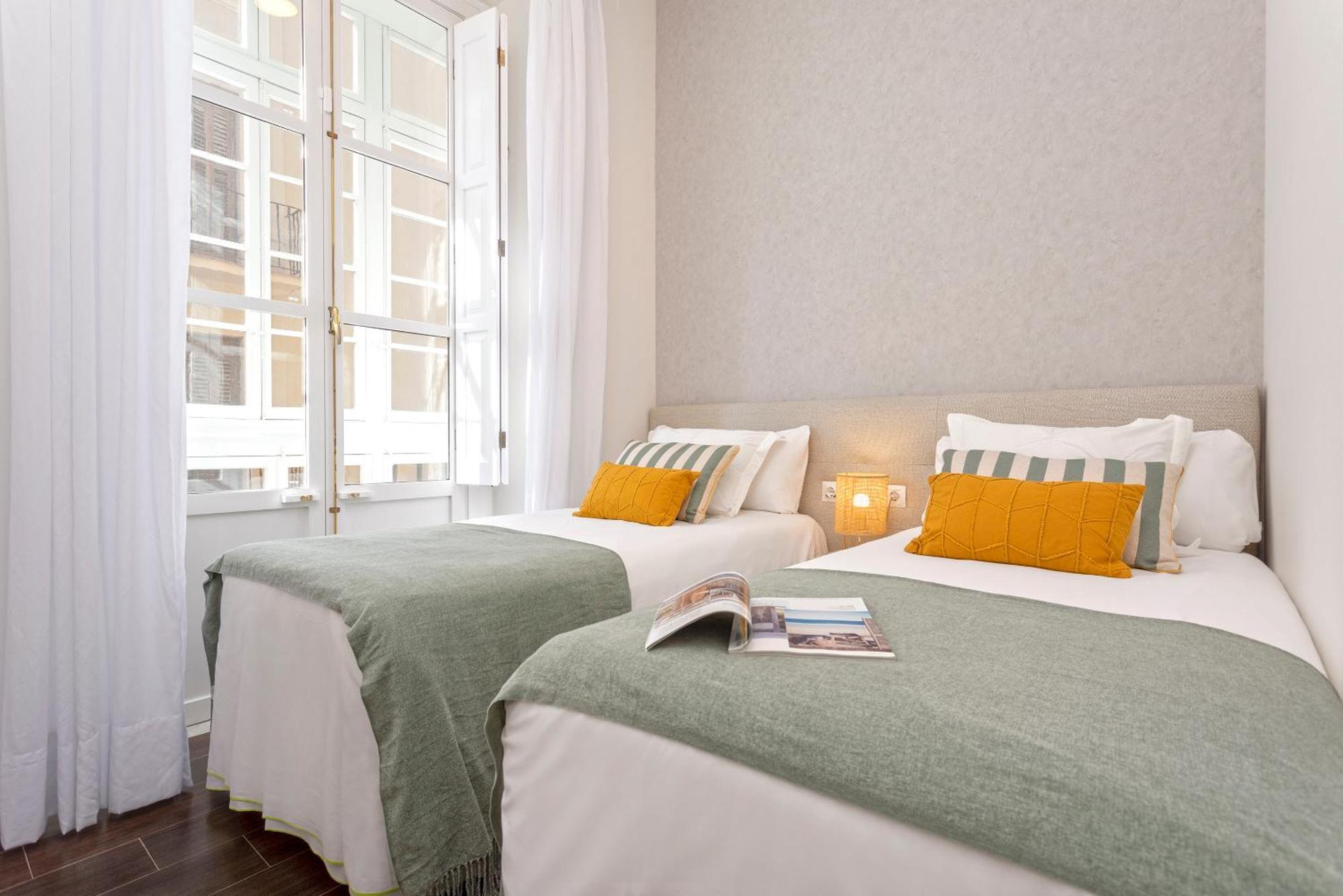 Genteel Home Larios Malaga Exterior photo